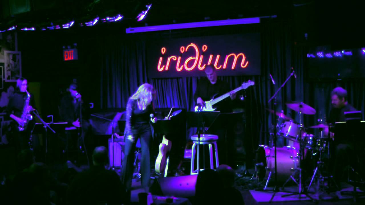 Ellen Kaye @ Iridium - Merry Christmas Baby